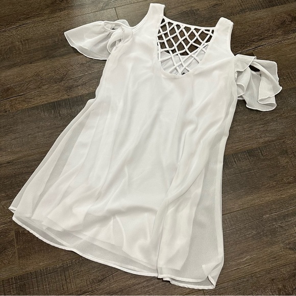 Stilletto’s Size Small White Dress - Picture 2 of 6